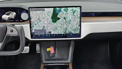 Tesla MODEL S
