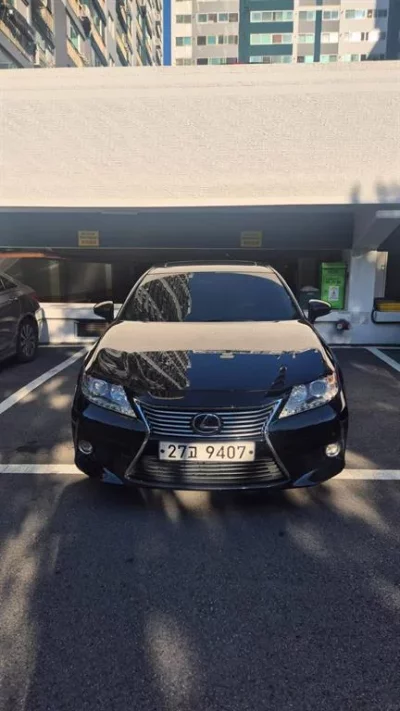 Lexus ES