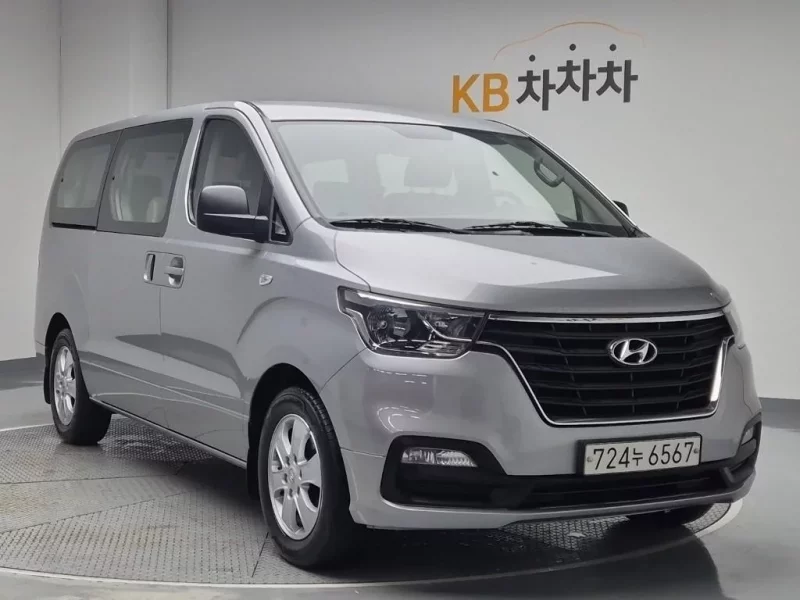 Hyundai Starex