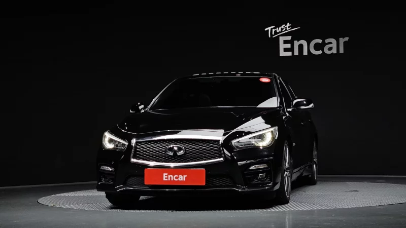 Infiniti Q50