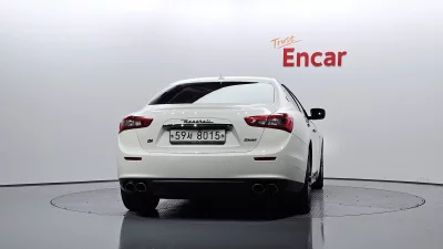 Maserati GHIBLI