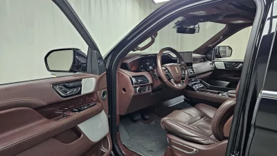 Lincoln NAVIGATOR