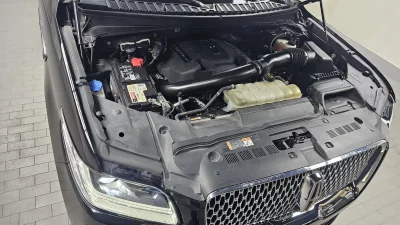 Lincoln NAVIGATOR