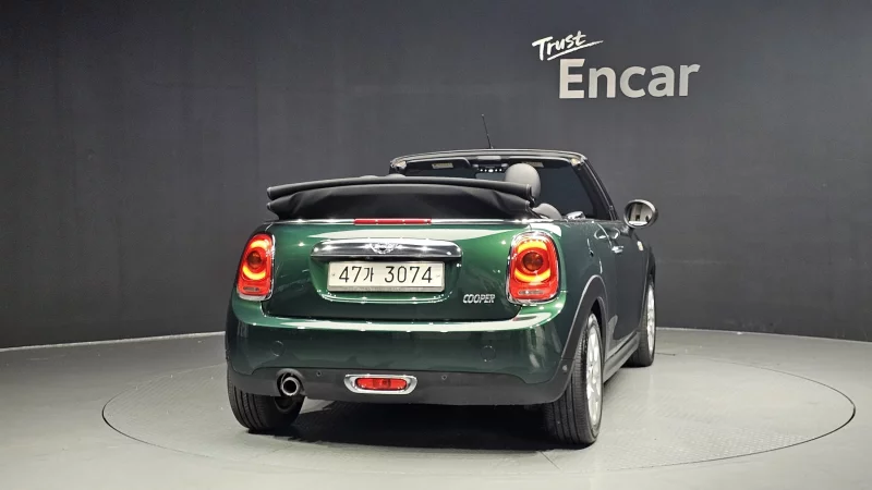 MINI Cooper Convertible