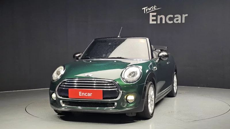 MINI Cooper Convertible