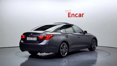Infiniti Q50