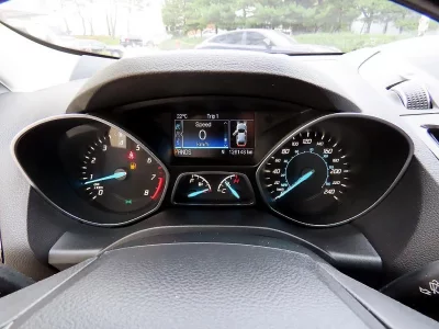 Ford ESCAPE