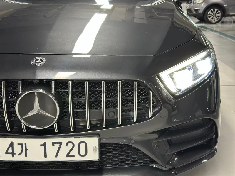 Mercedes-Benz CLS-Class