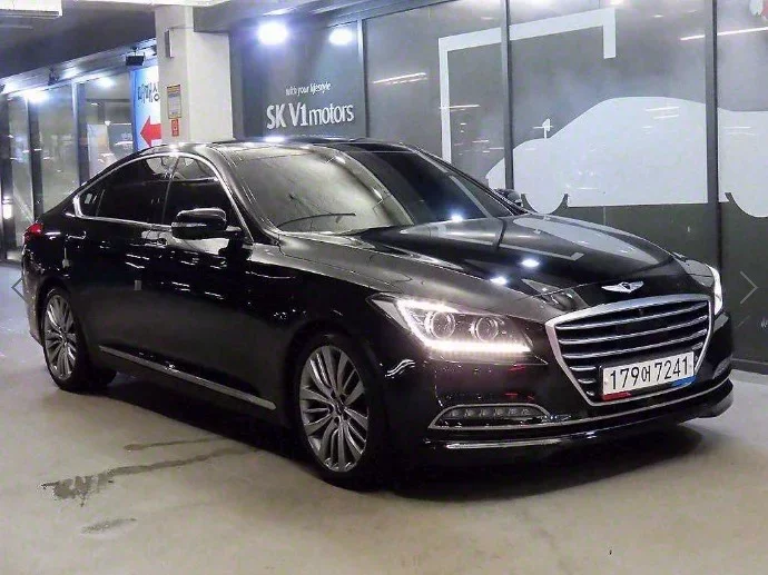Hyundai Genesis