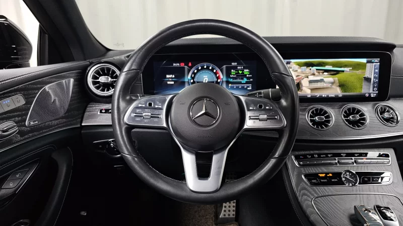 Mercedes-Benz CLS-Class