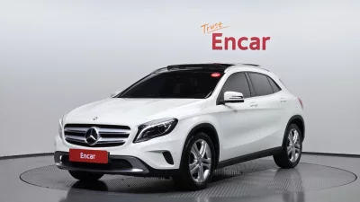 Mercedes-Benz GLA-Class