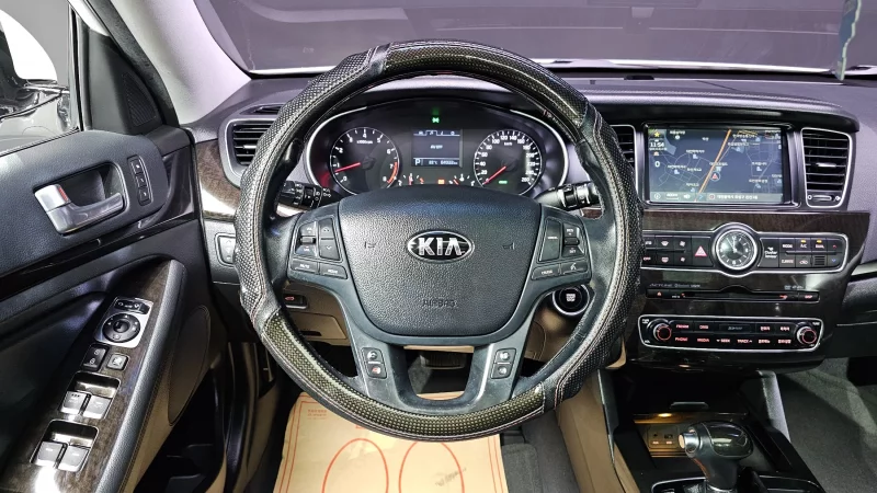 Kia K7