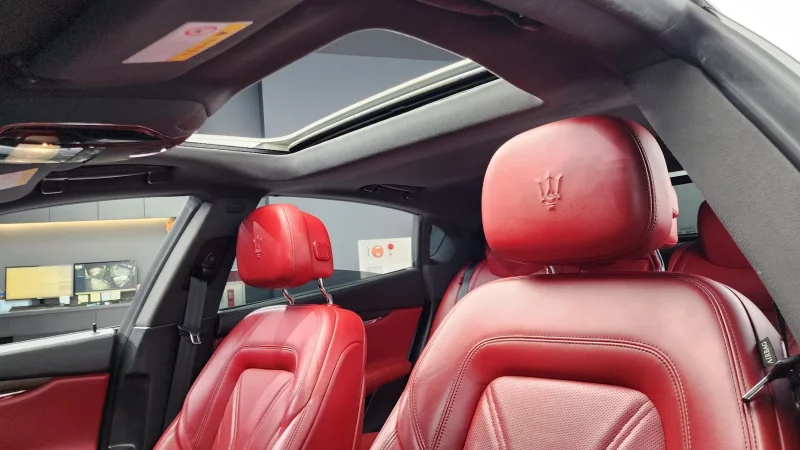 Maserati QUATTROPORTE