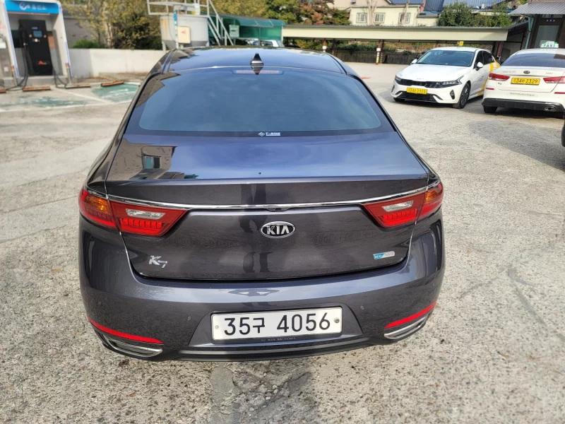 Kia K7