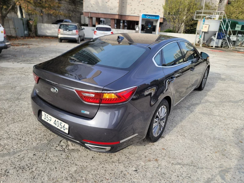 Kia K7