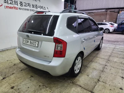 Kia Carens