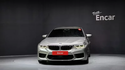BMW M5