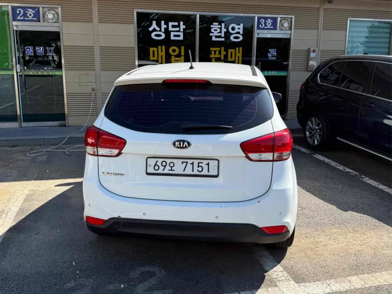 Kia Carens
