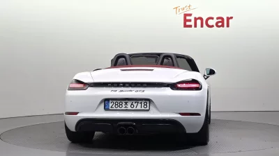 Porsche 718