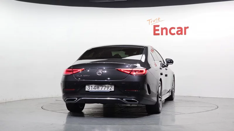 Mercedes-Benz CLS-Class