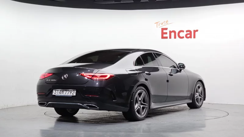 Mercedes-Benz CLS-Class