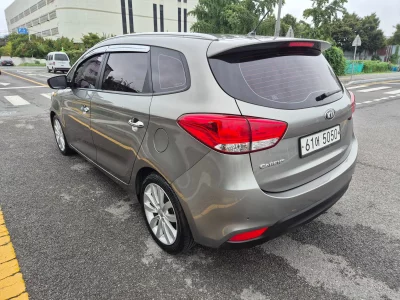 Kia Carens
