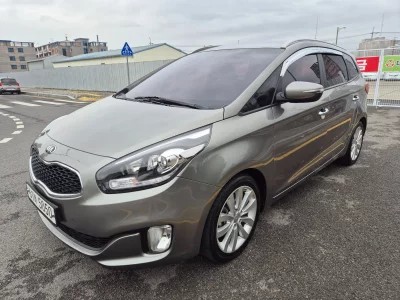 Kia Carens