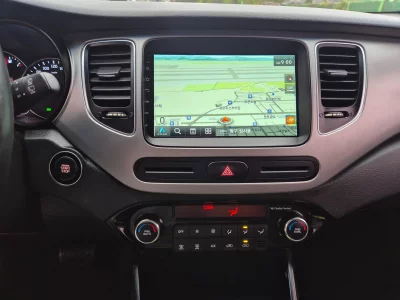 Kia Carens