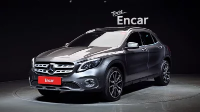Mercedes-Benz GLA-Class