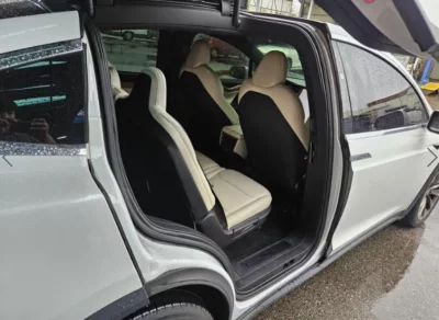 Tesla MODEL X