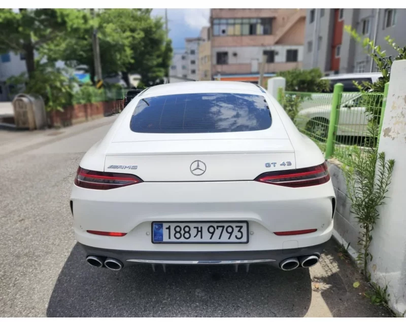 Mercedes-Benz AMG GT