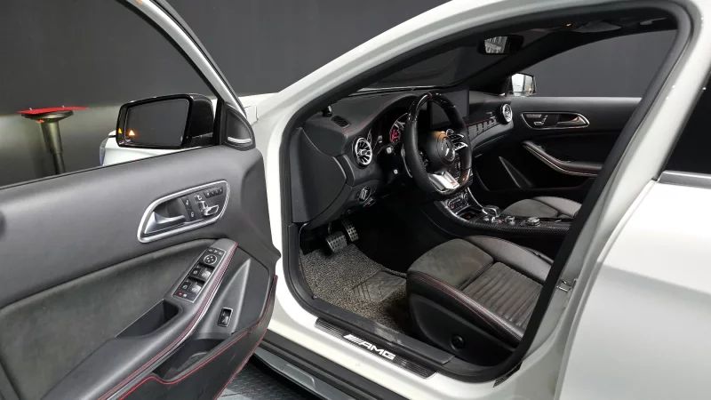 Mercedes-Benz GLA-Class