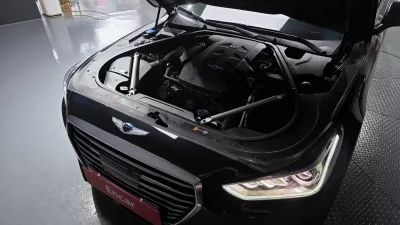 Genesis EQ900