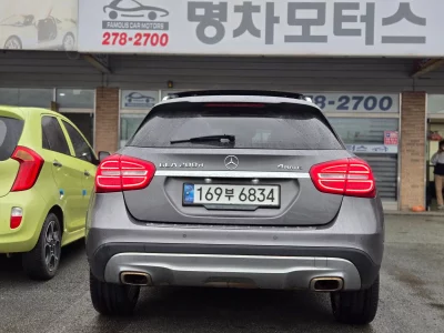 Mercedes-Benz GLA-Class