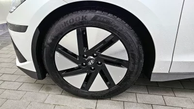 Hyundai Ioniq6
