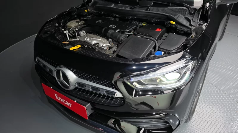 Mercedes-Benz GLA-Class