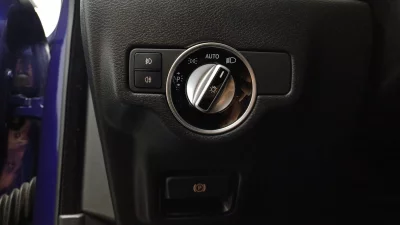 Infiniti Q30