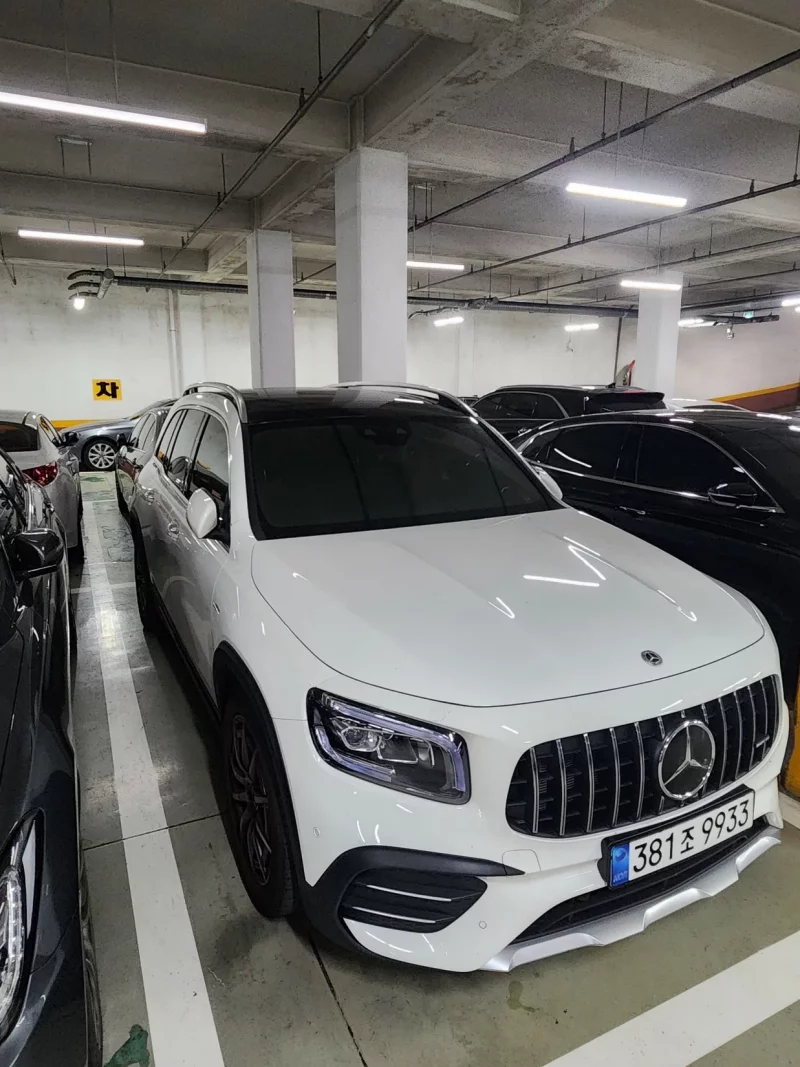 Mercedes-Benz GLB-Class