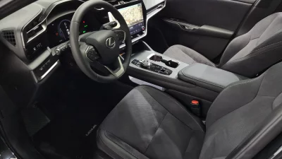 Lexus RZ
