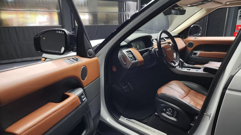 Land Rover RANGE ROVER SPORT