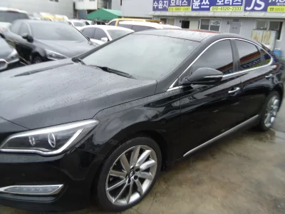 Hyundai Aslan