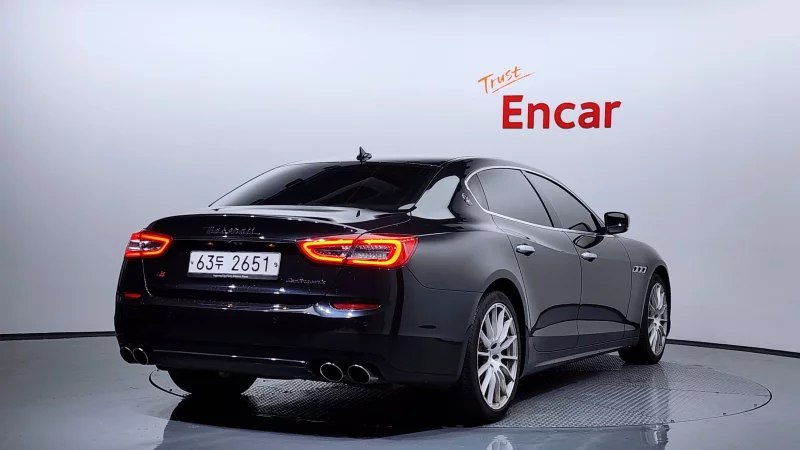 Maserati QUATTROPORTE