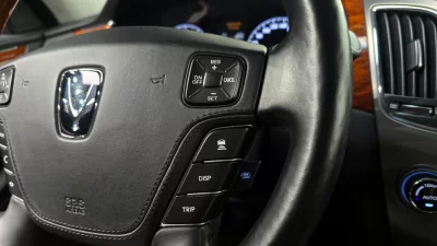 Hyundai Equus