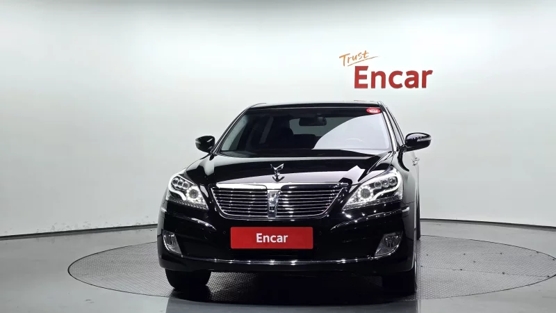 Hyundai Equus