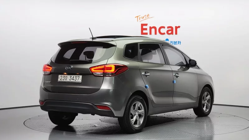 Kia Carens