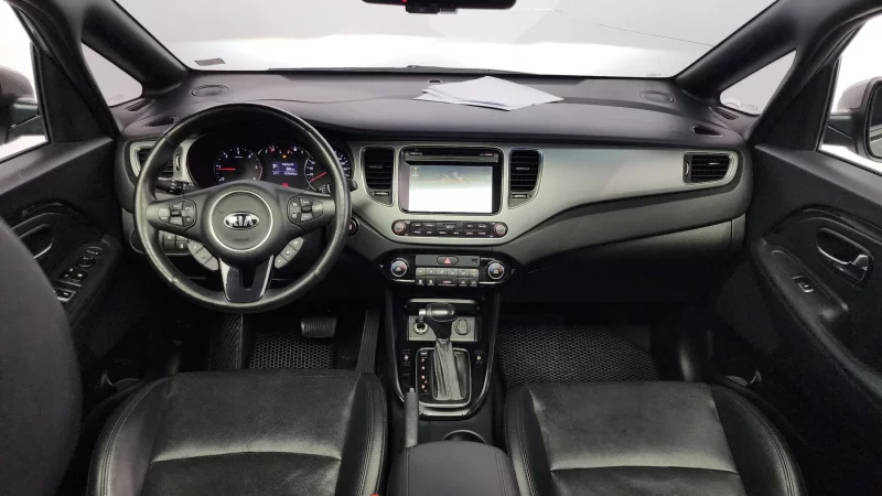 Kia Carens