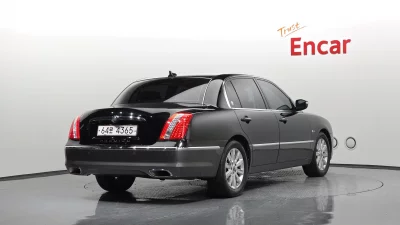 Kia OPIRUS