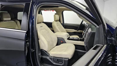 Ford EXPEDITION
