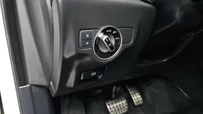 Infiniti Q30