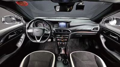 Infiniti Q30
